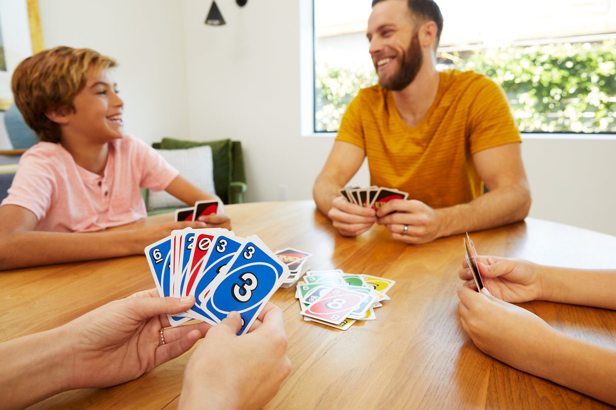 Mattel Games - Uno - Jeu de Cartes Famille - 7 ans et + W2087