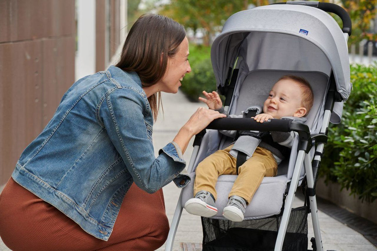 CHICCO Poussette compacte Ohlala 3 - Des la naissance - Jusqu'a 15kg - Dossier inclinable - Arceau de sécurité - Grey mist