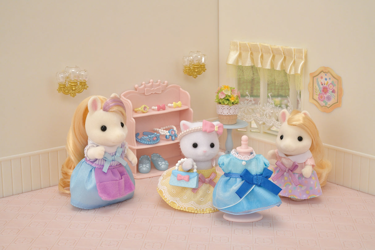 La fille chat persan et sa panoplie de princesse - Sylvanian Families - 5645