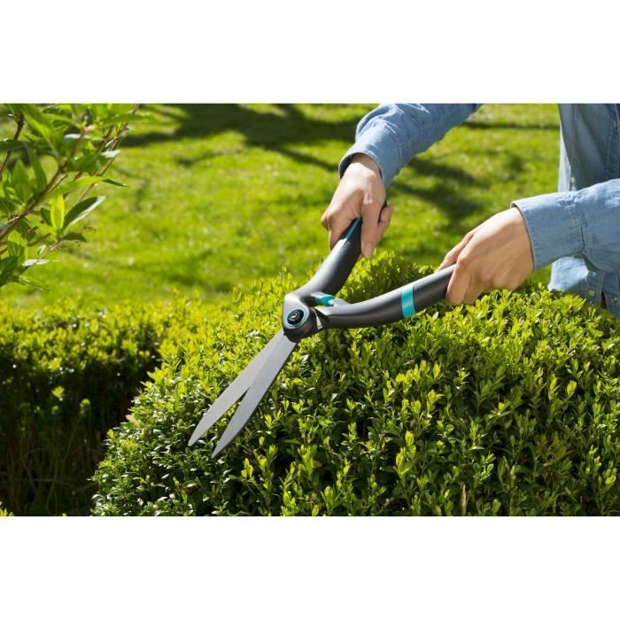 GARDENA Cisaille a haies PrecisionCut Lames droites 180mm Revetement anti-adhérence Poignées ergo Garantie 25 ans