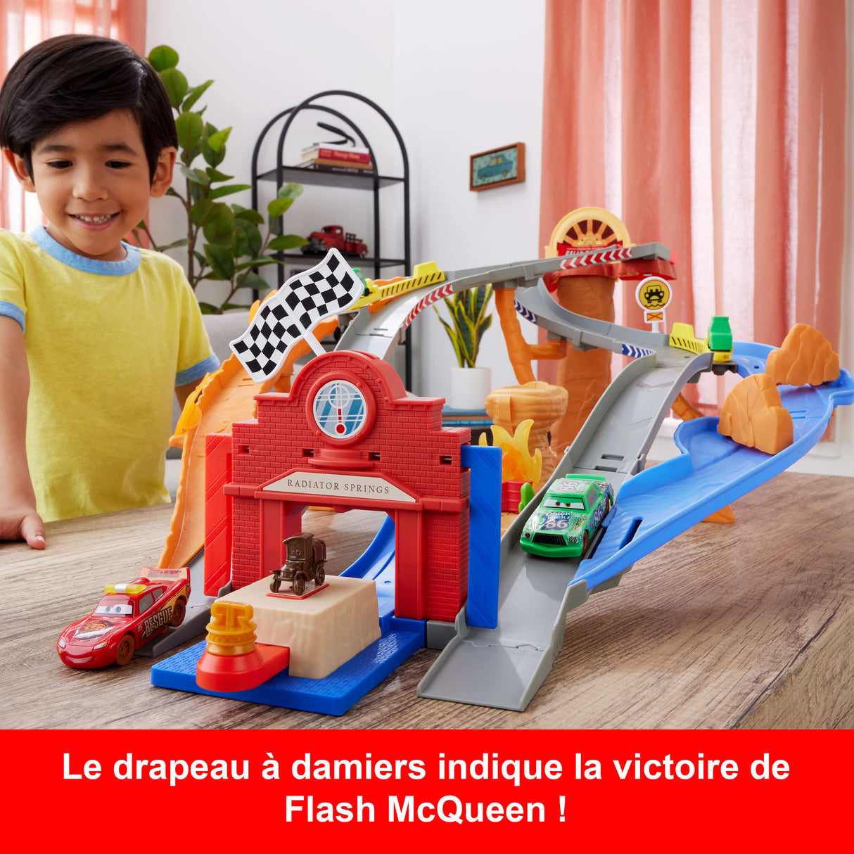 Cars - Piste de Course Rescue Road - Coffret de quatre véhicules - Disney Pixar Cars - JFL57