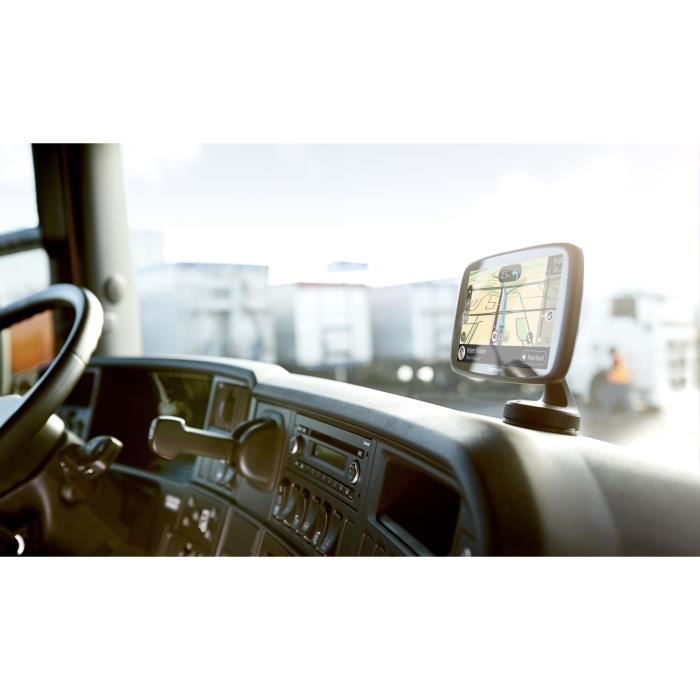 GPS Poids Lourds TomTom GO Professional 520 - Cartographie Europe 49 pays - Wi-Fi intÈgrÈ - Appels mains-libres