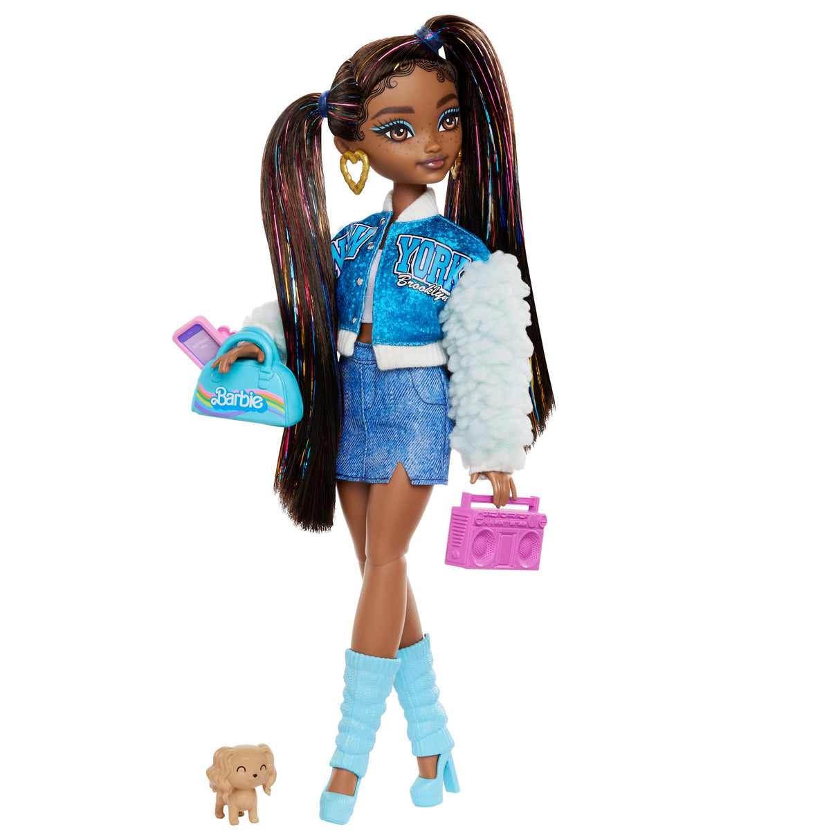 BARBIE équipe de Reve « Brooklyn »-Poupée et 8 accessoires - Barbie - HYC22