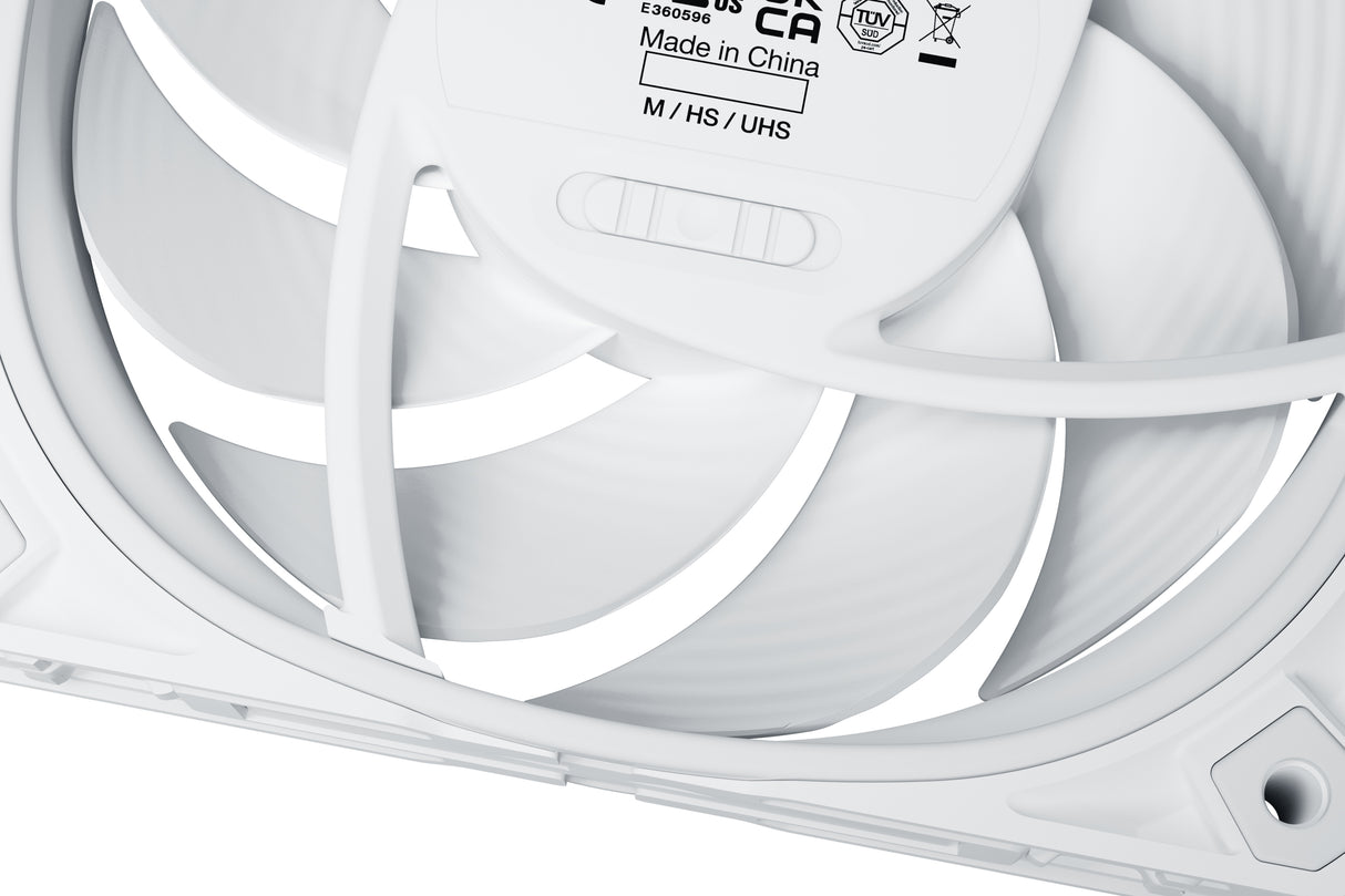 Ventilateur de boitier be quiet! Silent Wings 4 Pro - 14cm (Blanc)
