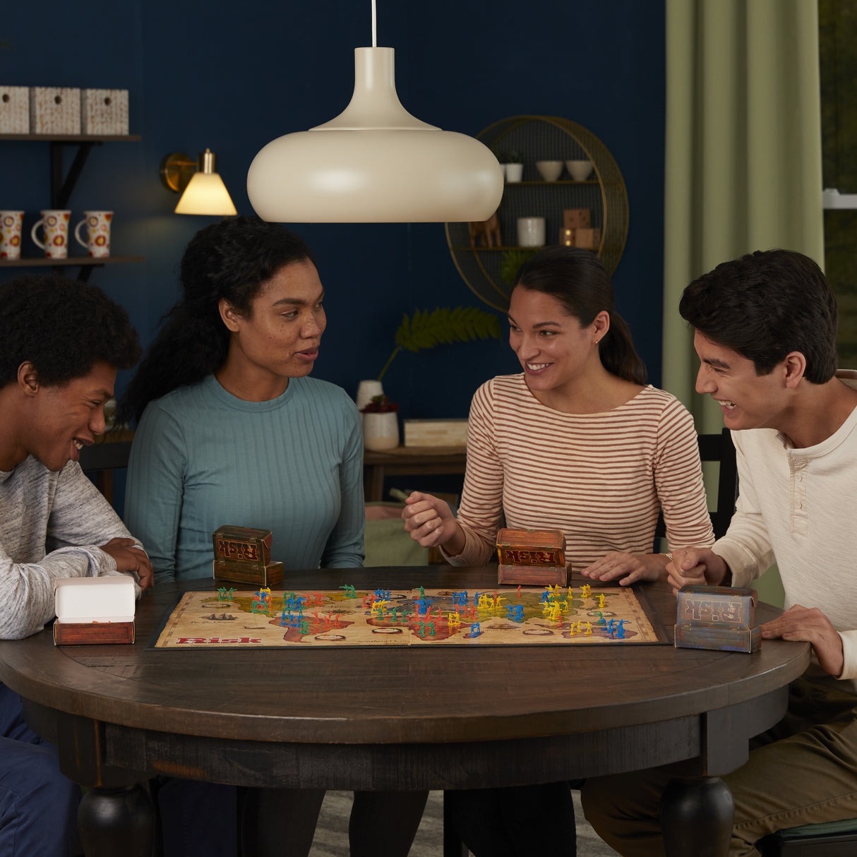 RISK, jeu de société de stratégie pour enfants, des 10 ans, jeu de Plateau, Hasbro Gaming