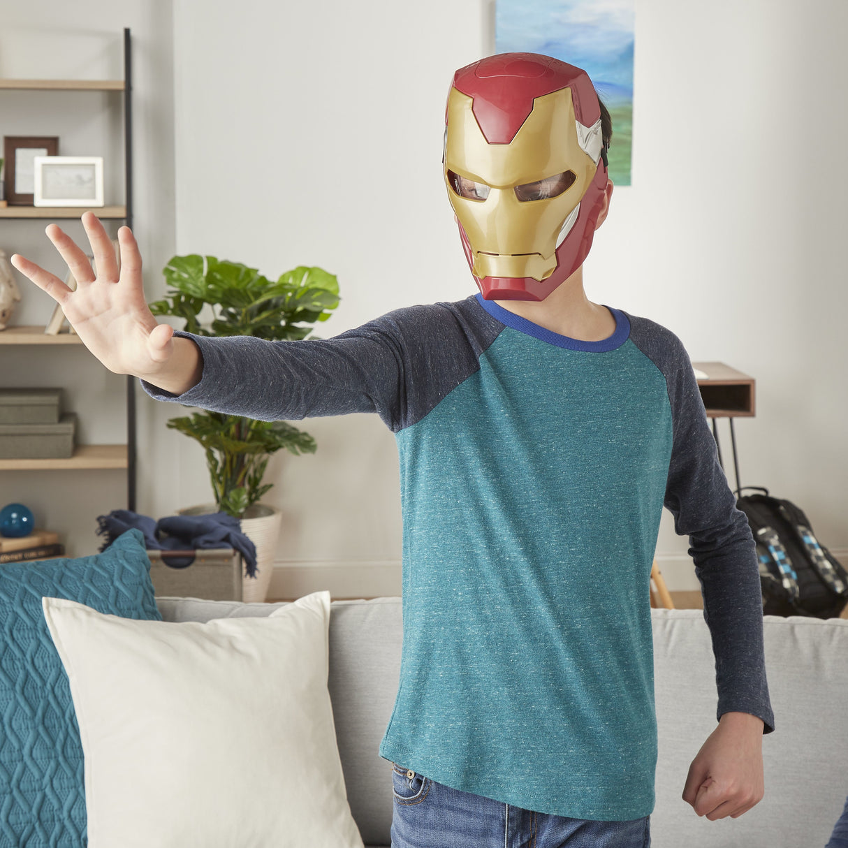 Masque électronique d'Iron Man a visiere mobile, avec effets lumineux, Pour enfnant pour se déguiser comme son héros préféré, Des 5