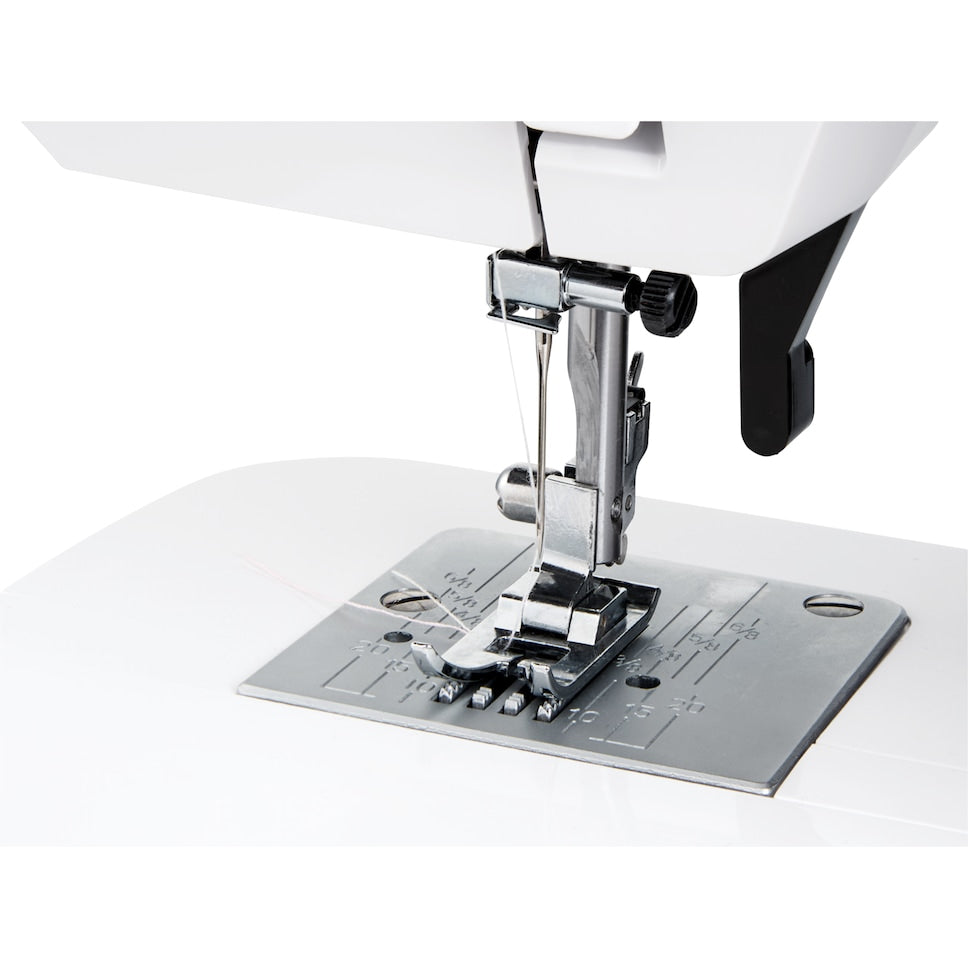 Machine a Coudre - MEDION - SM 70 - 71W - 12 Points - 700 tr/min - LED - Blanc
