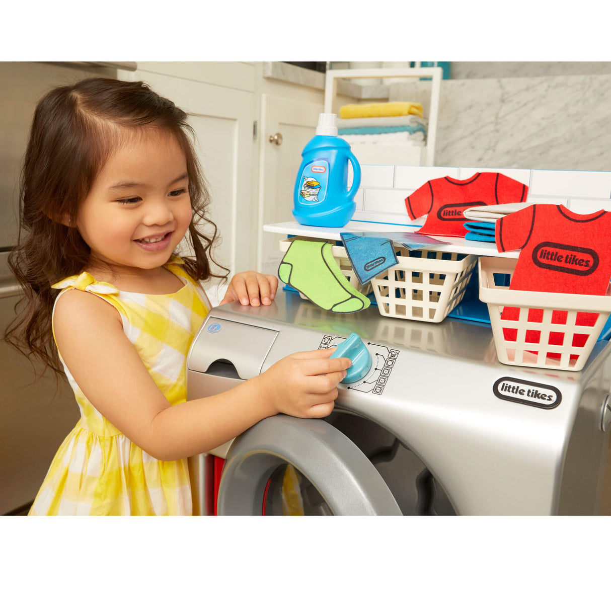 Little Tikes - Mon 1ere machine a laver - Jeu d'imitation - Avec accessoires - Des 3ans