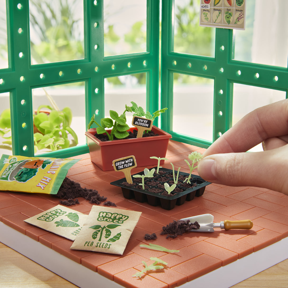 MGA's Miniverse - Spaces Starter Pack - Serre - Des 8 ans - Jeu de construction - Personnalisation - DIY - Art créatif