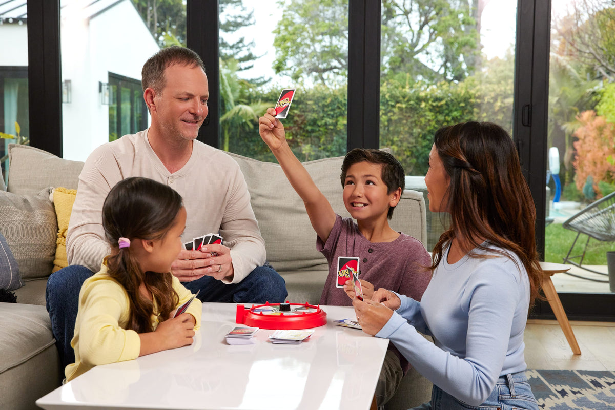 Jeu de cartes - MATTEL GAMES - UNO Wizz - Roue interactive - a partir de 7 ans - Mixte