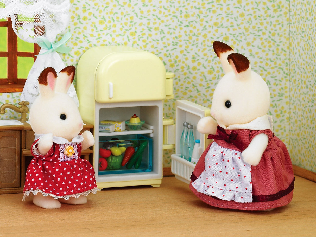 La maman Lapin Chocolat et réfrigérateur - Sylvanian Families - 5014