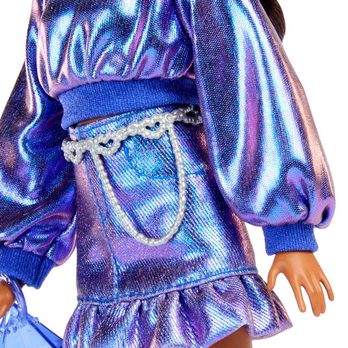 Barbie - Poupée Deluxe Style - Haut et jupe bleu métallisé - Brune - Barbie - JFP42