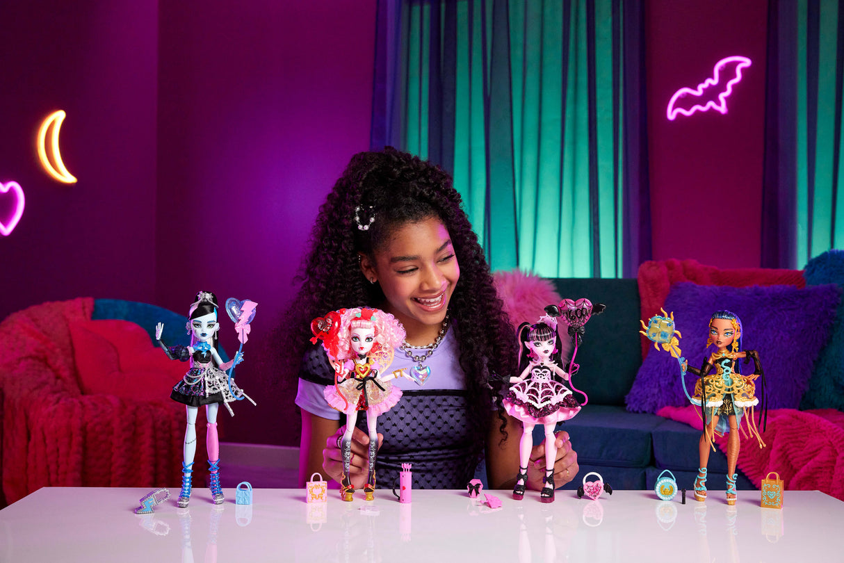 Monster High - Frankie Stein Anniversaire Monstrueusement Mémorable - Poupée - Monster High - JBG75