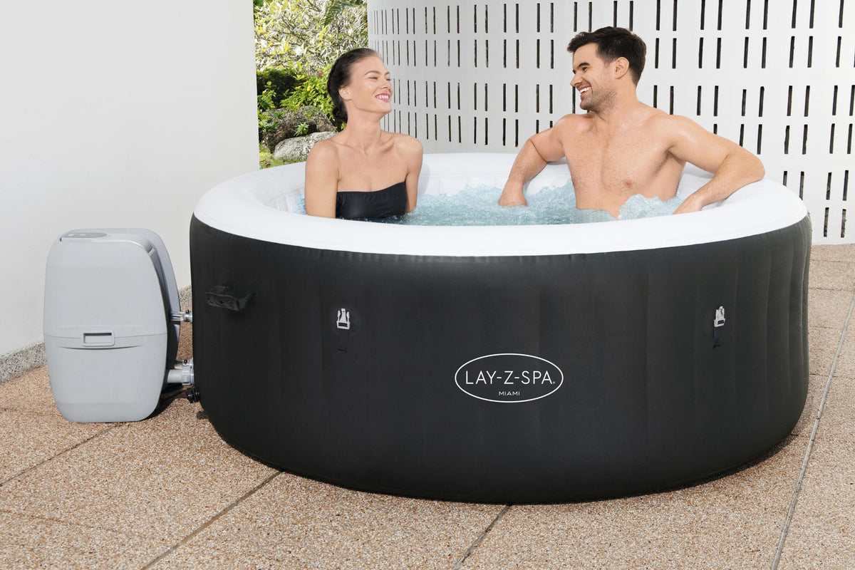 Spa gonflable BESTWAY - Lay-Z-Spa Miami - 120 airjets - 180 x 66 cm - 2 a 4 places - Rond (couverture, cartouche, diffuseur)