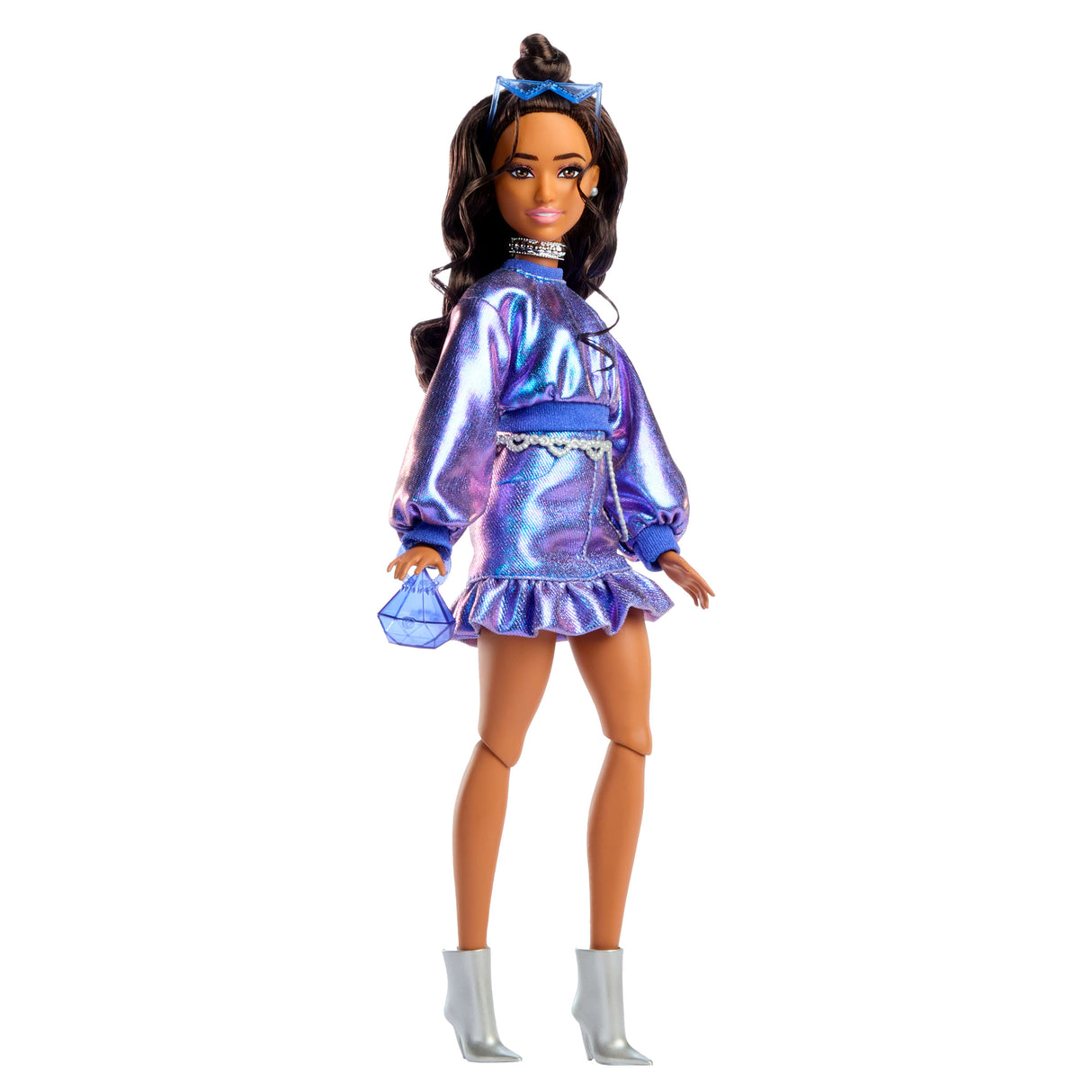 Barbie - Poupée Deluxe Style - Haut et jupe bleu métallisé - Brune - Barbie - JFP42