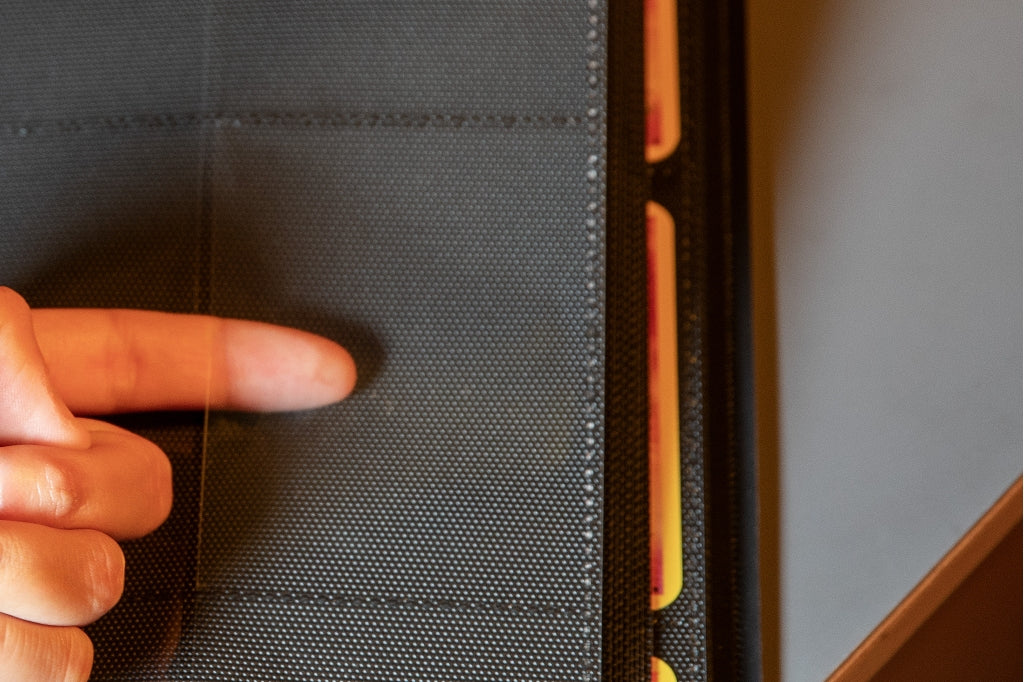 Classeur de 10 feuilles avec 9 pochettes - Konix - Jeux de cartes a collectionner - Magic The Gathering, Pokémon, Yu-Gi-Oh! - Noir
