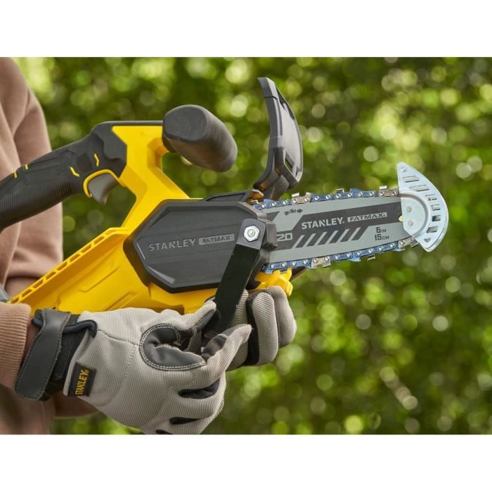 Scie d'élagage sans fil - Stanley Fatmax - SFMCPS415B-XJ - 18V - chaîne 15cm - Sans batterie