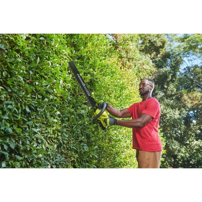 Taille-haies - RYOBI - 36 V - Lames 60 cm - Ecartement 26 mm - Fonction scie - 1 batterie lithium+ 36V 2,0 Ah et 1 chargeur 1,7 A