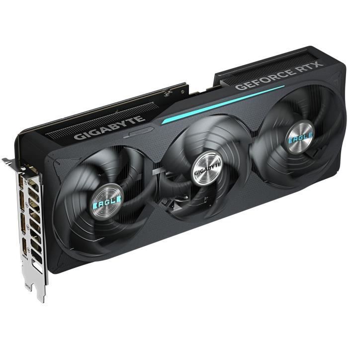 Carte graphique - GIGABYTE - GeForce RTX 5070 Ti EAGLE OC SFF 16G - GDDR7 - 7680x4320 - PCI-E 5.0