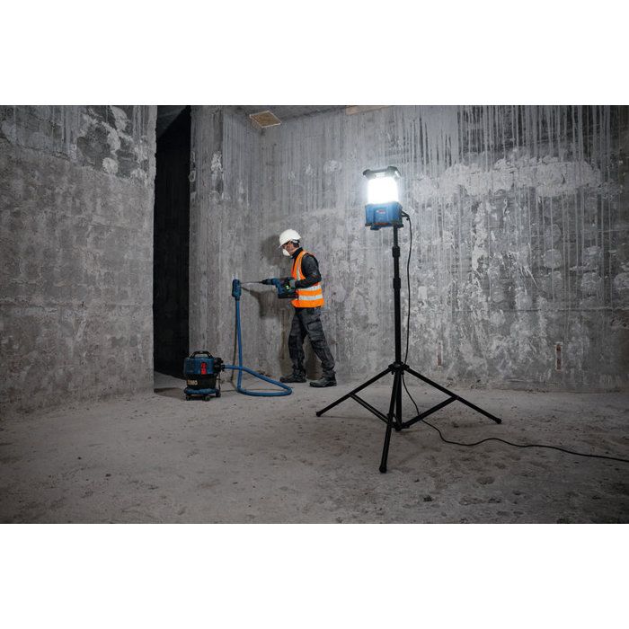 Projecteur de chantier sans fil GLA 18VH-7500 Professional sans batterie, ni chargeur - BOSCH - 06014A5000