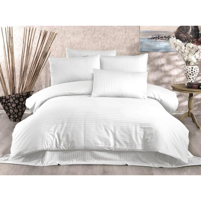 Parure de lit - 1 housse de couette 220 x 240 cm + 2 taies d'oreiller 60 x 60 cm - 70% polyester, 30% coton - Blanc
