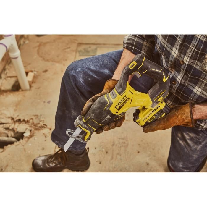 Scie sabre sans fil - Stanley Fatmax - Brushless - SFMCS310B-XJ - 18V