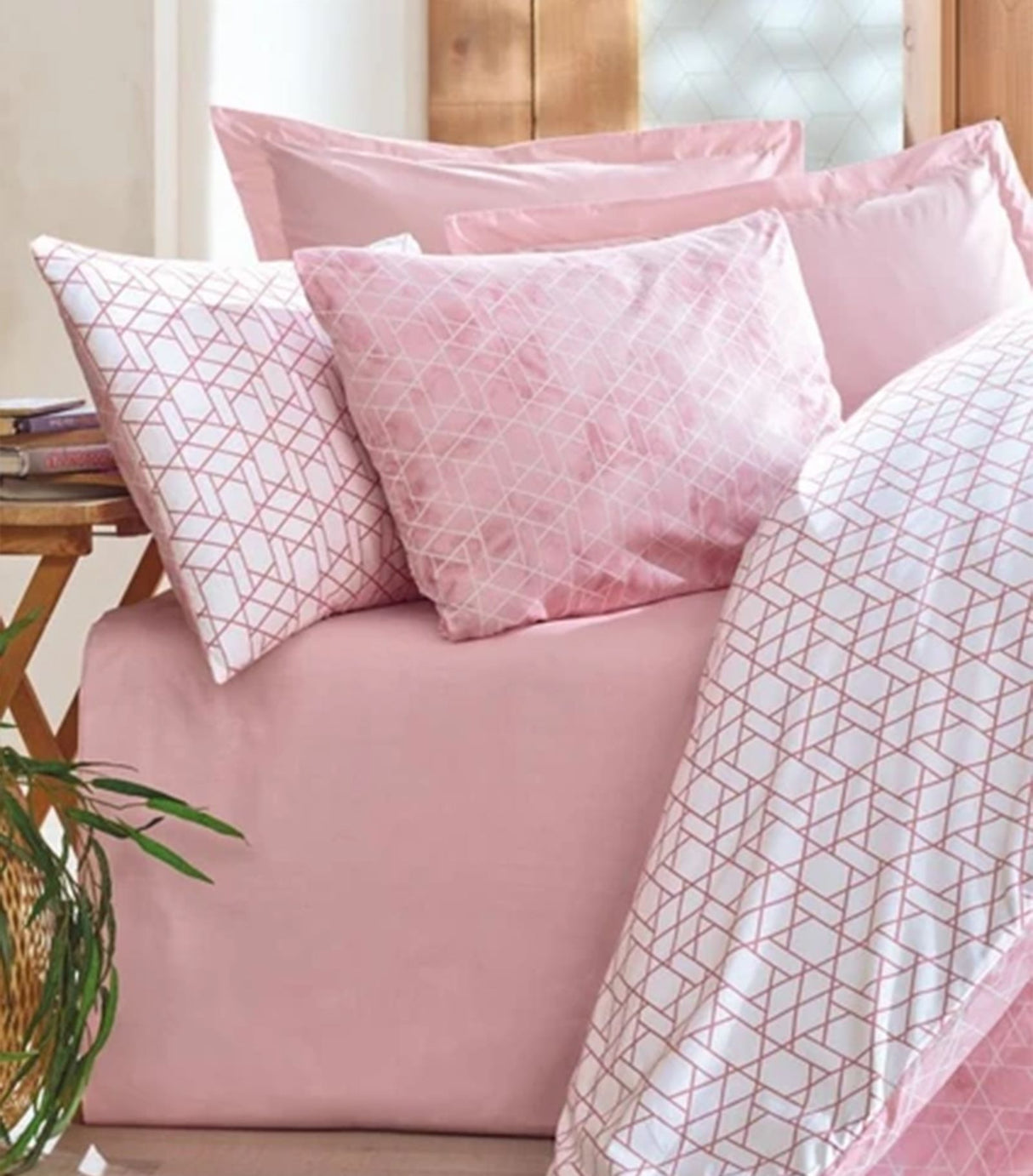 Parure de lit - 1 housse de couette 140 x 200 cm + 2 taies d'oreiller 60 x 60 cm - 100% coton renforcé - Rose