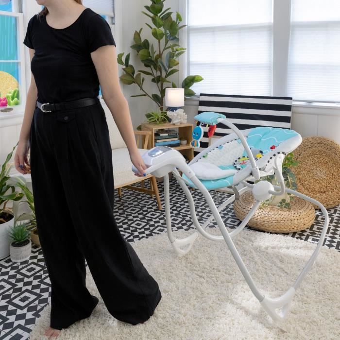 BABY EINSTEIN Transat bébé balancelle électrique Ocean Explorers, légere et compacte, siege pivotant a 180°, Cadeau Noel bébé