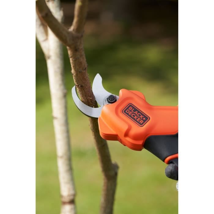 Sécateur électrique sans fil + batterie 2Ah + chargeur - BLACK+DECKER - BCPP18D1-QW - 18V - Coupe 25mm
