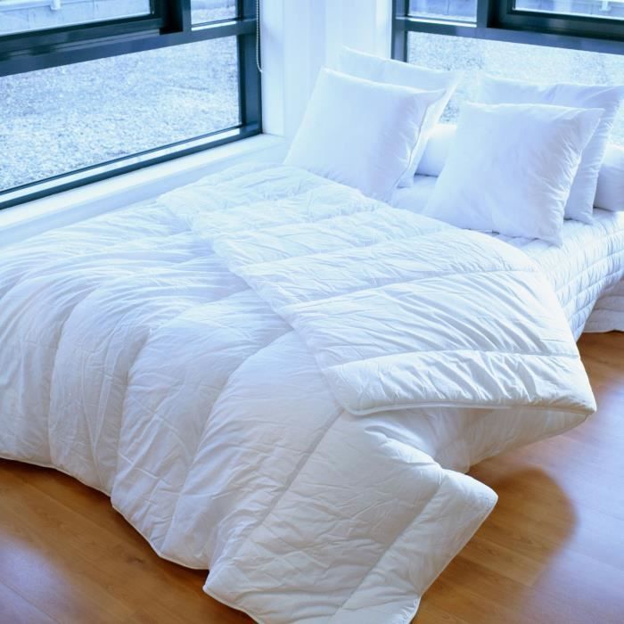 Couette - 260 x 240 cm - BLEU CALIN - Légere anti-transpiration - 200 g/m² - Blanc