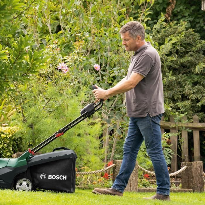 Tondeuse sanf il 36V Bosch - AdvancedRotak 40-650 (1 700 W Largeur de Coupe : 40 cm) + batterie chargeur