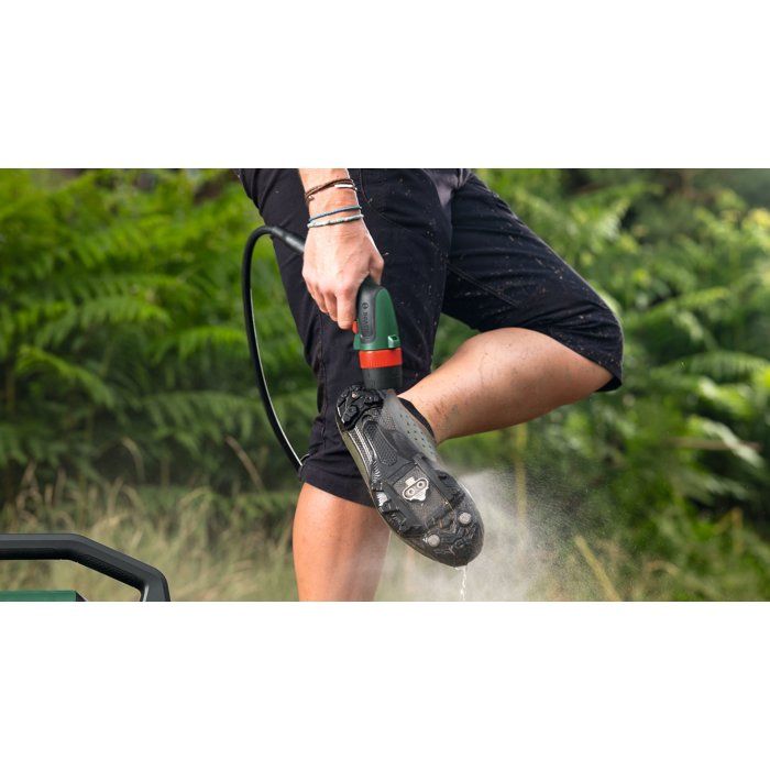 Nettoyeur a pression (de vélo) sans fil BOSCH - Fontus 18V-6 - Batterie 18V 2.0Ah + chargeur AL1820 - Réservoir 6L
