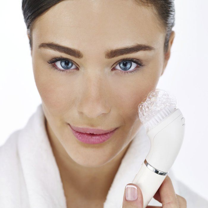 Braun FaceSpa 810 Épilateur Électrique Femme Visage et Épilation, Brosse Nettoyante, Pour Épilation et Nettoyage Du Visage