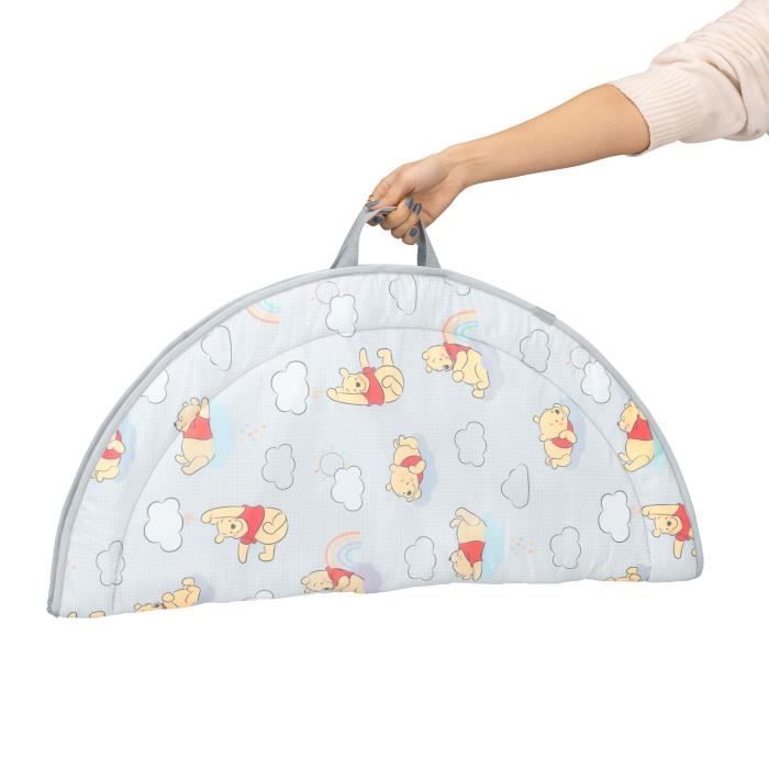 DISNEY BABY- WINNIE- Tapis d'éveil bébé au sol reversible évolutif pliable- arche en bois- jouets sensoriels et musicaux, miroir