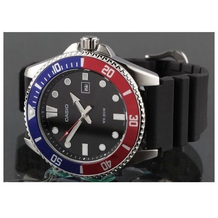 Montre - CASIO - Collection Homme - Noir - Acier - Étanchéité 20 bars