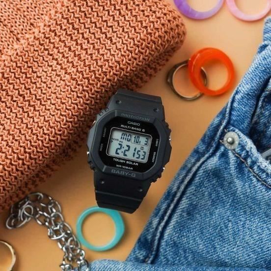 Montre - Casio - Baby-G Urban - Résistante aux chocs - Fonction solaire - Digital