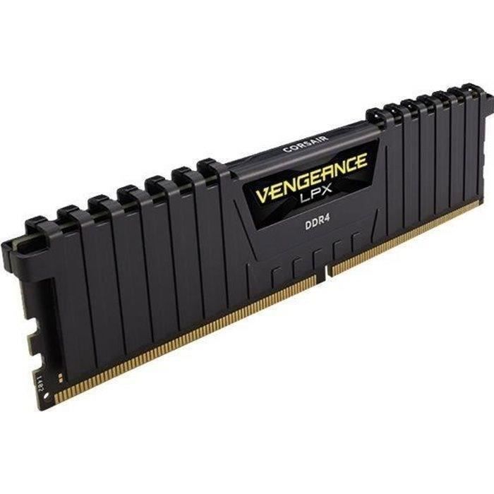 CORSAIR MÈmoire PC DDR4 - Vengeance - 16 Go (1x16Go) - 3000MHz - CAS 16 (CMK16GX4M1D3000C16)