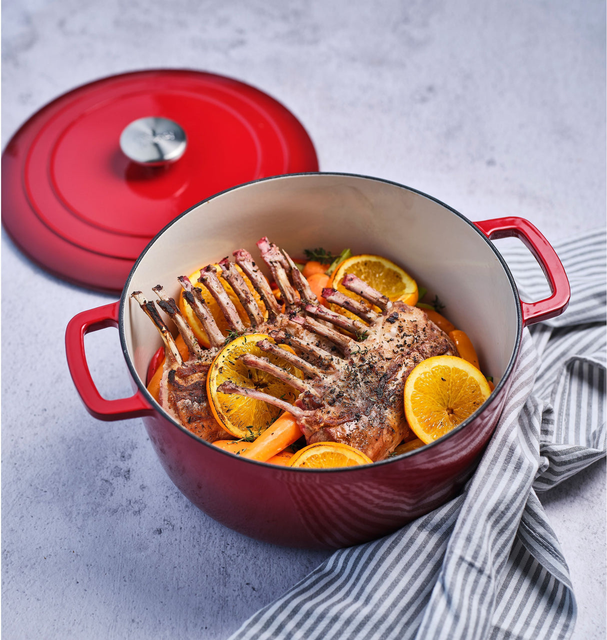 Cocotte avec couvercle - COSY & TRENDY - FONTESTIC - Fonte émaillée- Ø28 cm - 6,15 L - Tous feux dont induction - Rouge