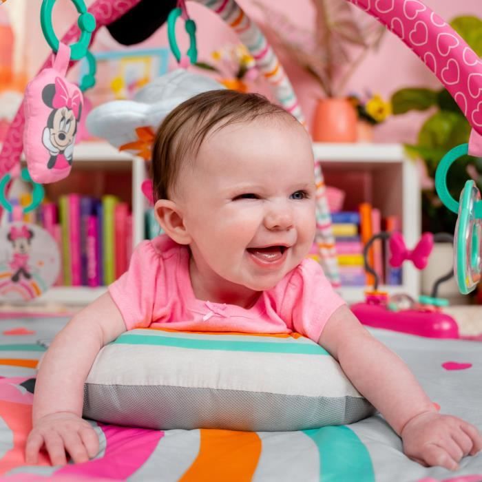 DISNEY BABY -MINNIE- Tapis de sol éveil bébé évolutif arche avec jouets sensoriels et musicaux, Cadeau Noel bébé