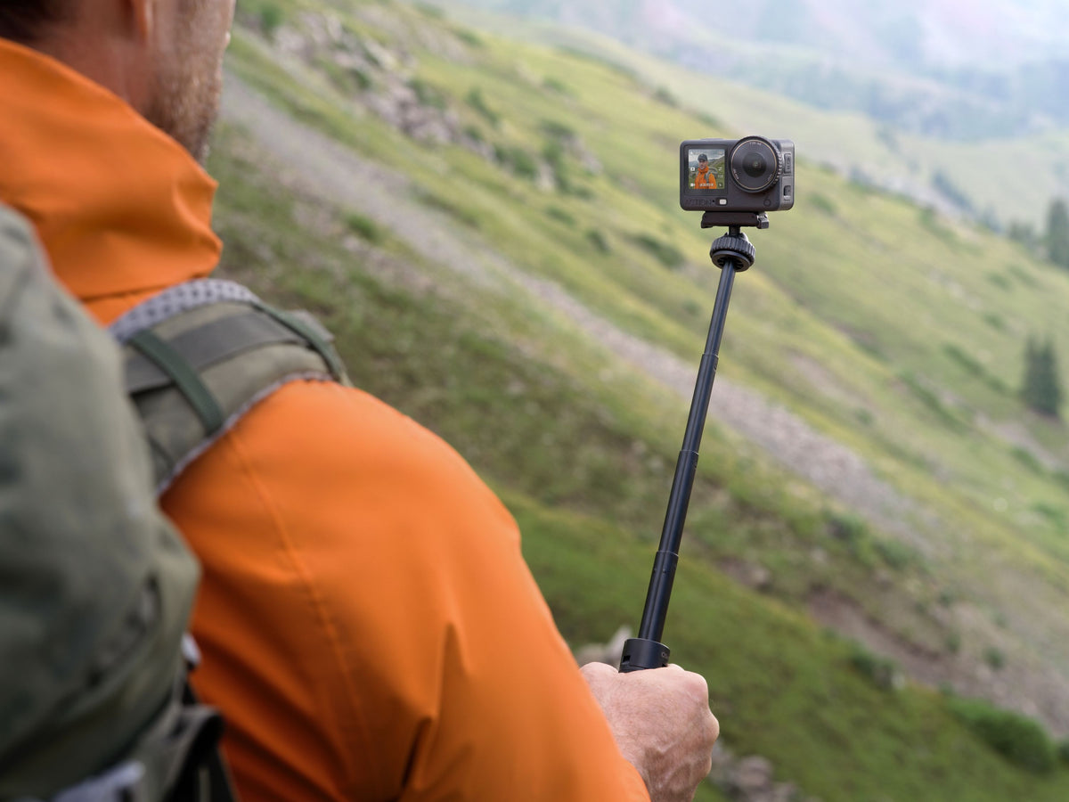 Caméra sport - DJI - Osmo Action 6 Adventure Combo - Capteur 1/1,1 - Autonomie 4 h - Stockage 50 Go - Étanche - Accessoires inclus