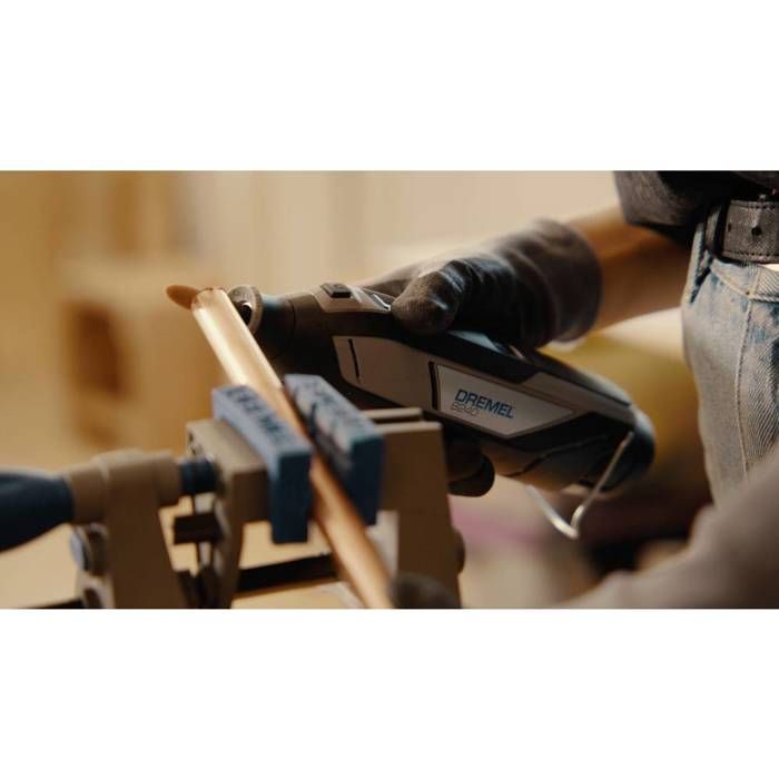 Dremel 8240-5 F0138240JA Outil multifonction sans fil + batterie, + chargeur, + accessoires 12 V 2.0 Ah Nombre d'accus