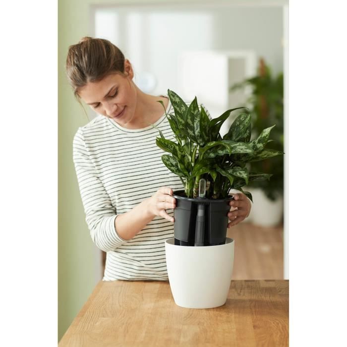 ELHO Pot a fleurs Self-watering Insert - Ø 33 x H 31 cm - Intérieur, accessoires - 100% recyclé - Noir