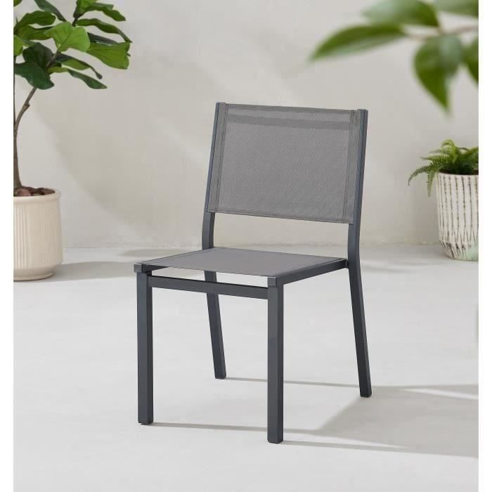 Ensemble repas de jardin 6 a 8 personnes : Table extensible 180-240 cm + 2 fauteuils + 6 chaises - Gris