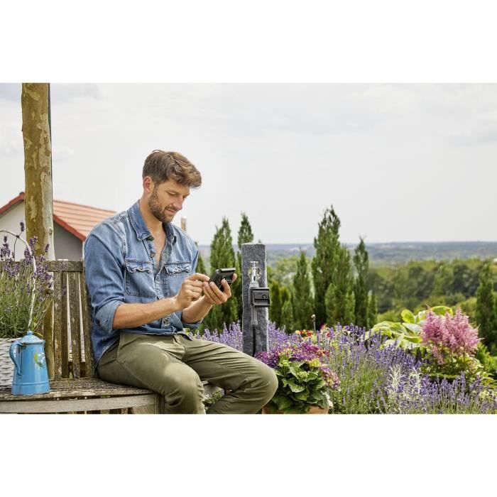 Programmateur d'arrosage Master GARDENA - 1892-20 - Ecran LCD - Pression max 12 bar - Résistant a l'eau