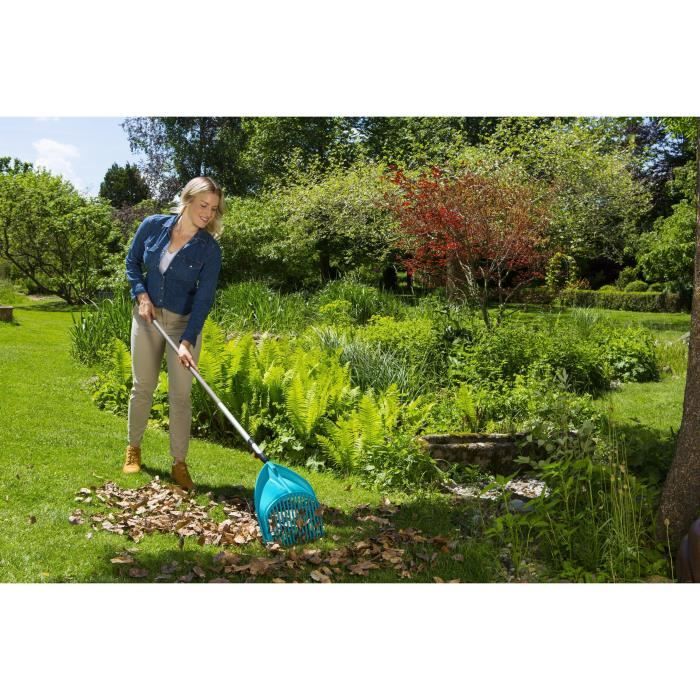 Râteau-pelle 3 en 1 Combisystem GARDENA - Plastique solide renforcé - 16 dents - Multi-usages - Garantie 25 ans