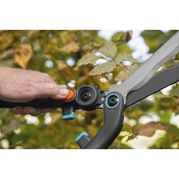 GARDENA Cisaille a haies 2en1 EnergyCut Lames ondulées Revetement anti-adhérence Double crémaillere Garantie 25 ans