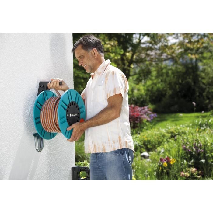 GARDENA Dévidoir mural Classic 60 – Longueur 60m max – Adapté tout diametre – Kit complet pret a l'emploi – Garantie 5 ans