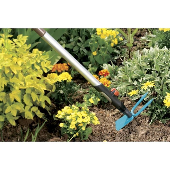 Serfouette Combisystem GARDENA 7.5cm - Acier inoxydable - Outil pour travaux de sol - Garantie 25 ans