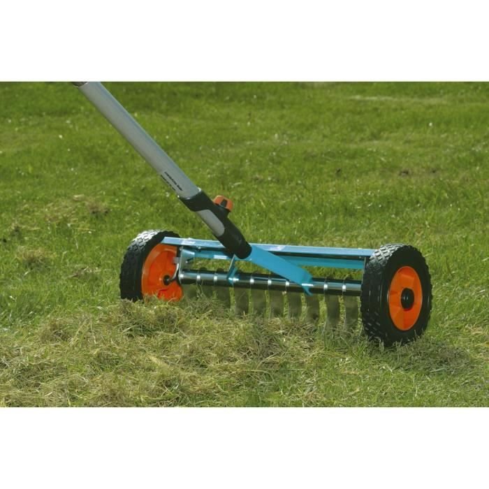 GARDENA Scarificateur sur roues 32cm Combisystem - Lames inox anti bourrage Anti-mousse et émiettage Garantie 25 ans (3395-20)