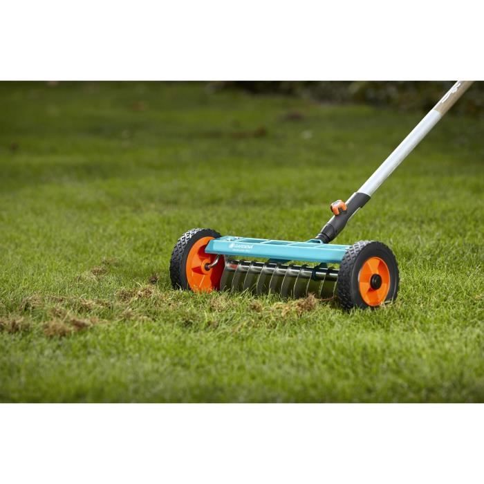 GARDENA Scarificateur sur roues 32cm Combisystem - Lames inox anti bourrage Anti-mousse et émiettage Garantie 25 ans (3395-20)